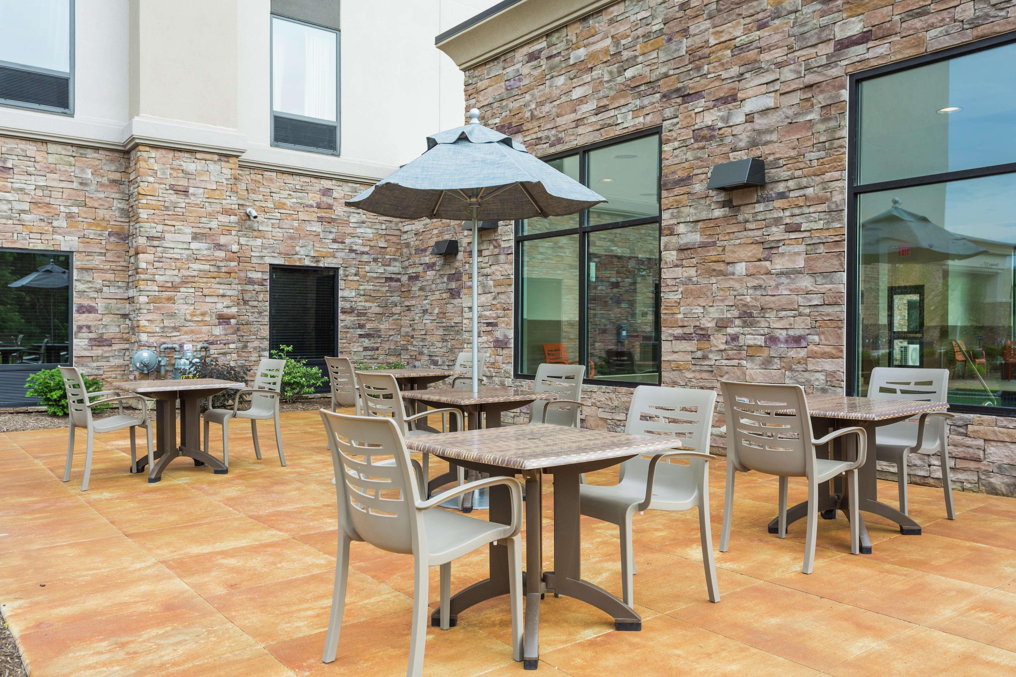 Hampton Inn Cumberland Extérieur photo