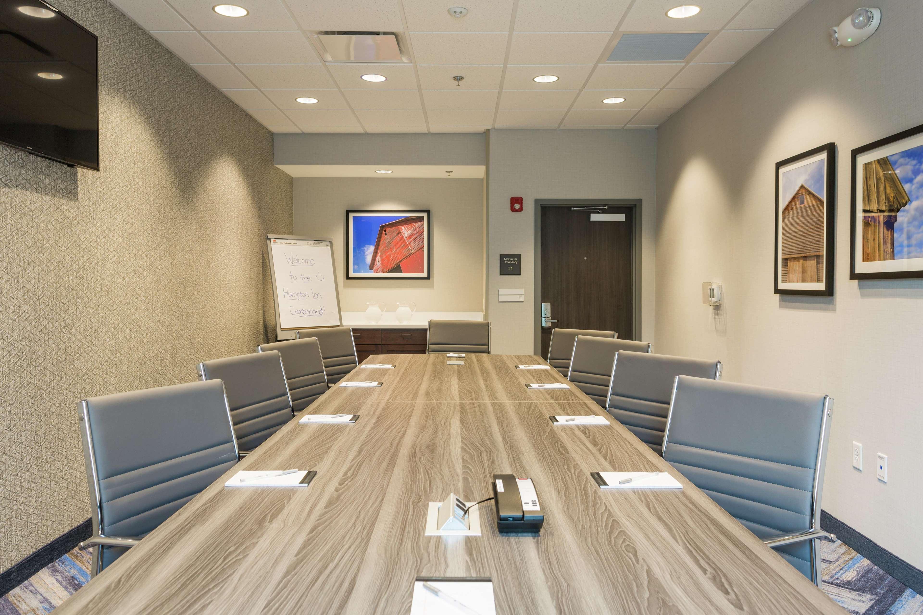 Hampton Inn Cumberland Extérieur photo