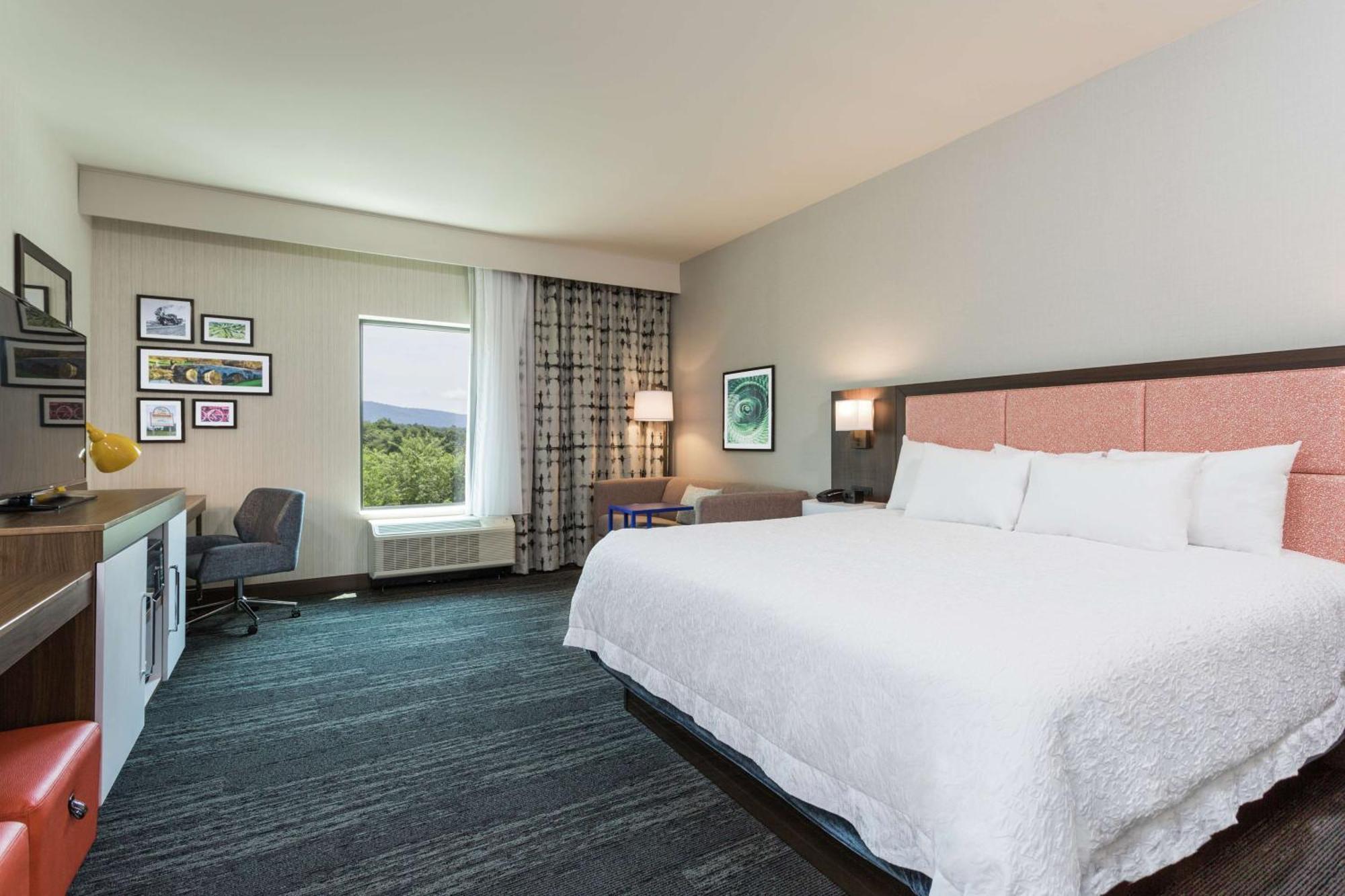 Hampton Inn Cumberland Extérieur photo