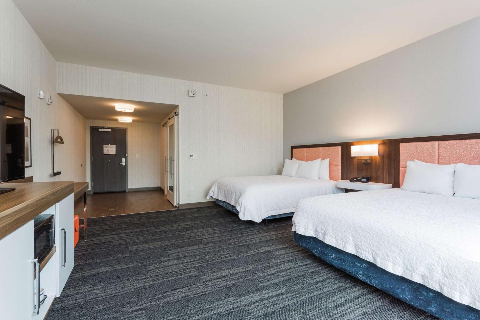 Hampton Inn Cumberland Extérieur photo